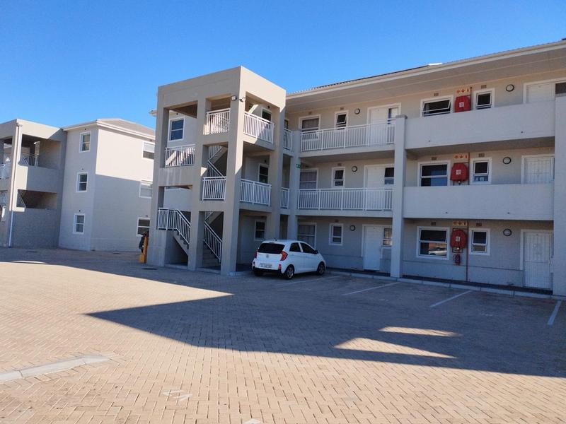 2 Bedroom Property for Sale in Cravenby Western Cape